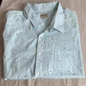 Haggar Men's Light Blue and White Casual Button Down Shirt